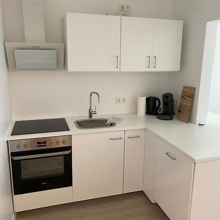 Zentrale und schöne Ferienwohnung Lübeck Exterior foto